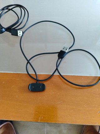 Cargador y correas para reloj