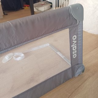 Barrera de Cama Infantil. Marca Asalvo. 44x140