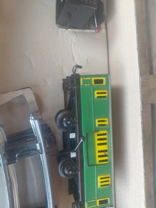 Tren de hojalata PAYA
