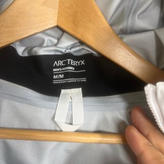 Chaqueta Arc'teryx Impermeable Talla M Blanca