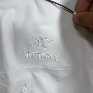 Chaqueta Arc'teryx Impermeable Talla M Blanca
