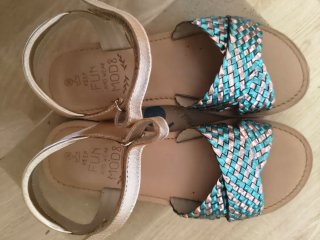 Sandalias MOD8 niña verano oro y turquesa