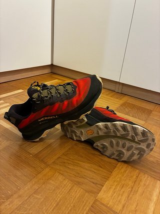 Zapatillas Trail Merrell Gore-Tex Negras/Rojas