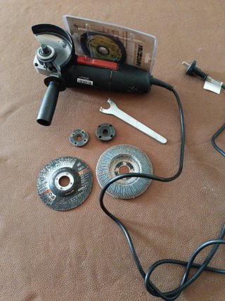 Amoladora Angular 500W HF-AG04-115T