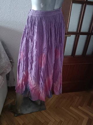 Falda larga morada con degradados
