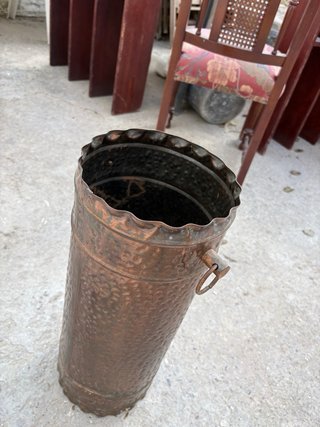 Paragüero antiguo de metal