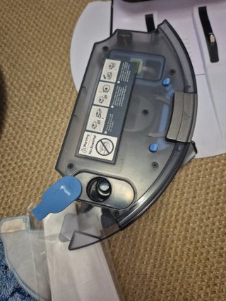 Robot aspirador-friegasuelos ZACO EXCELENTE