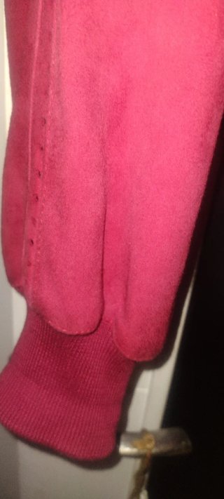 Chaqueta deportiva ante roja