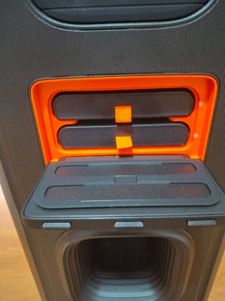 Alquilo JBL PartyBox 720 con o sin baterias.