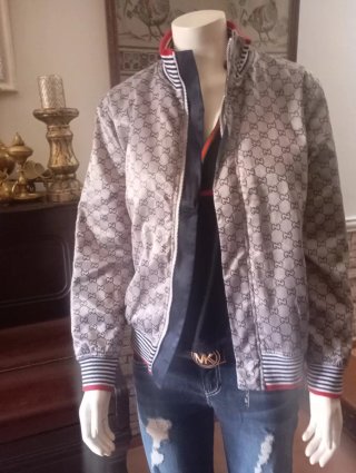 Chaqueta Gucci Raso Beige GG Monogram