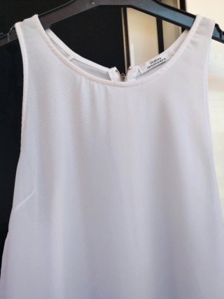 Top blanco Shana Talla S. Muy poco uso