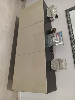 Mueble de salón vertical