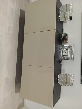 Mueble de salón vertical