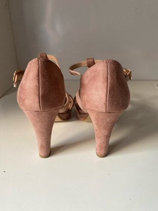 Zapatos tacón antelina y charol talla 36
