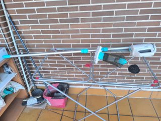 Limpia fondos a batería Intex ZR 200 y piscina