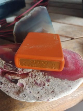 Accendino Zippo Arancione
