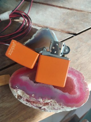 Accendino Zippo Arancione