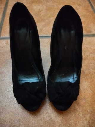 Zapatos de ante negros