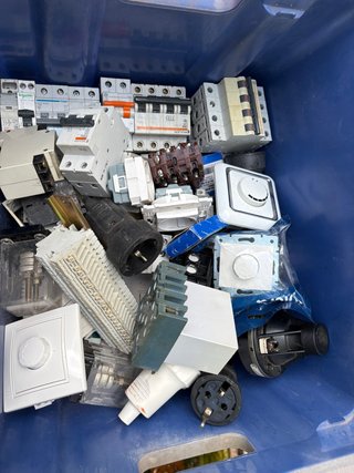 Lote material eléctrico varios