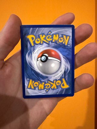 Carta Pokémon Charizard VMAX 330 HP