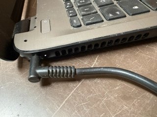 HP Pavilion 15-ay044nl - Non funzionante