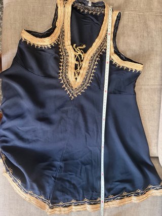 Túnica Marroquí Artesanal Negra y Dorada Talla M
