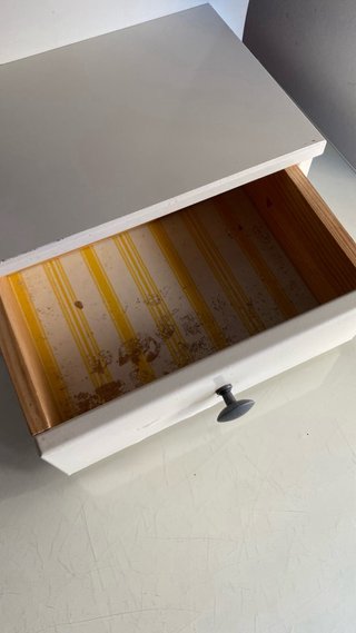 Tocador IKEA Blanco con Espejo Ovalado