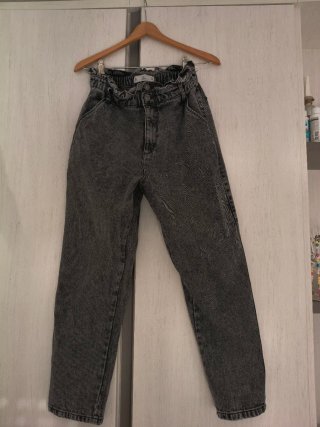 Jeans Mom Gris