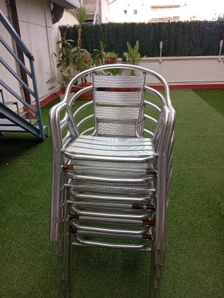 6 Sillas de Aluminio Apilables