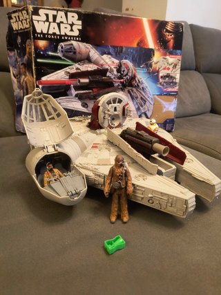 Halcón Milenario Star Wars The Force Awakens