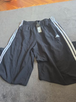 Pantalón Adidas Ancho XL Negro a estrenar