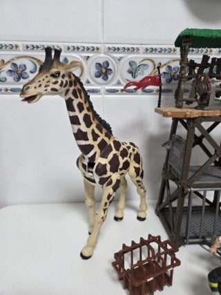 Lote Figuras Chap Mei Safari y Bomberos