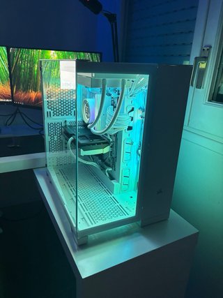 PC Gaming RTX 5070 + Ryzen 7 7800X3D | 64GB DDR5..