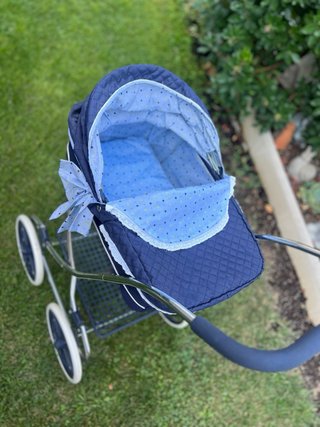 Carrito de muñecas clásico azul