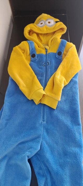 Pijama/Disfraz Minions Talla 7-10 (116-140 cm)