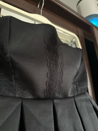 Vestido fiesta negro encaje