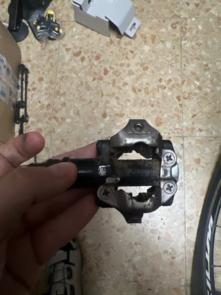 Pedales Shimano M520