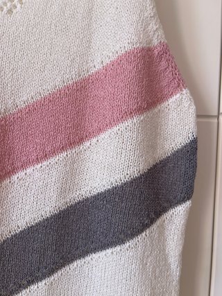 Top punto calado Shein rayas rosa y gris Talla L