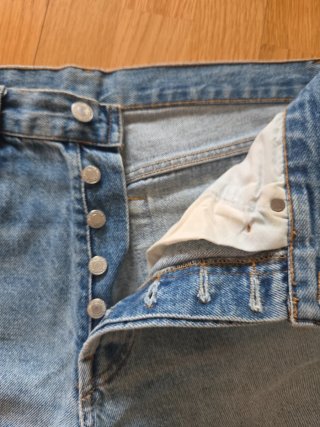Pantalón corto Levi's 501 de botón  42 ancho