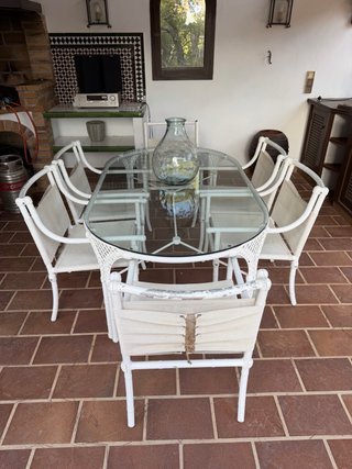 Mesa Kettal aluminio + cristal y 6 sillas exterior