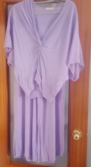 Conjunto lila blusa y pantalón ancho talla única