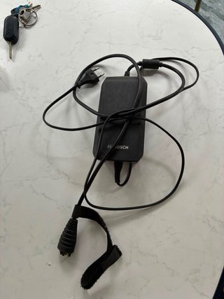 Bicicleta Eléctrica Cube