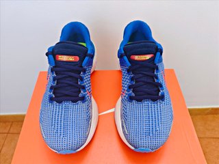 NIKE ZoomX INVINCIBLE RUN 2