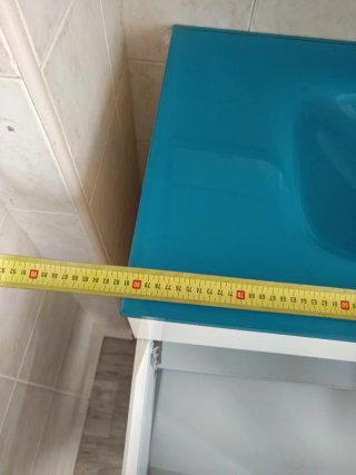 Mueble de baño moderno blanco y azul