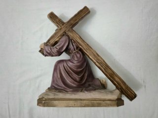Figura Cristo Caído.