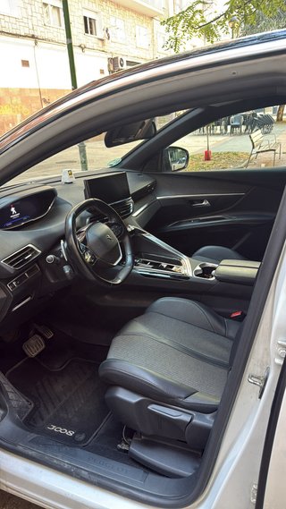 Peugeot 3008 2023