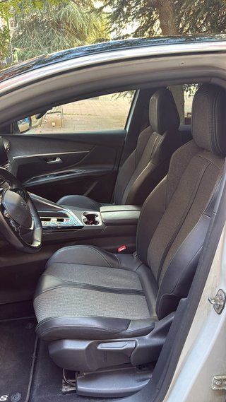 Peugeot 3008 2023