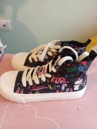 Zapatillas niña Hello Kitty & Friends talla 32