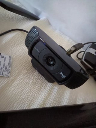 Kit gamer completo: micrófono + webcam + teclado