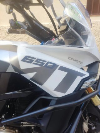 CF Moto 650MT Adventure 12/2022 con 3.000km